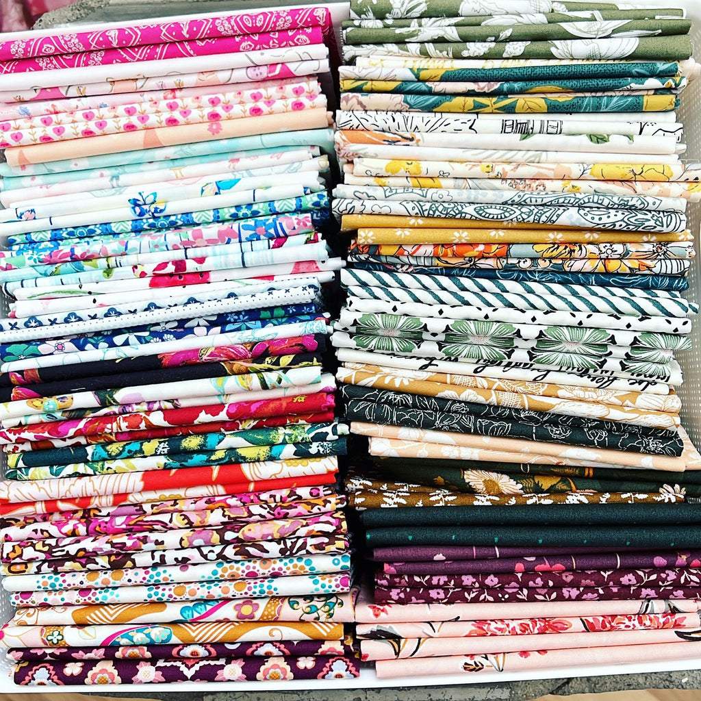 Art Gallery Mystery Bundle 20 x Fat Quarters