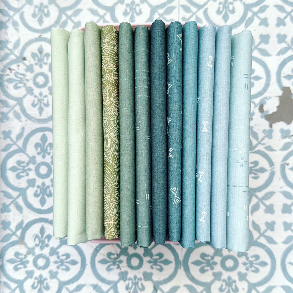 {New Arrival} Art Gallery Fabrics Colour Series Blenders Edition Fat Quarter Bundles x 12 Pieces Skyline