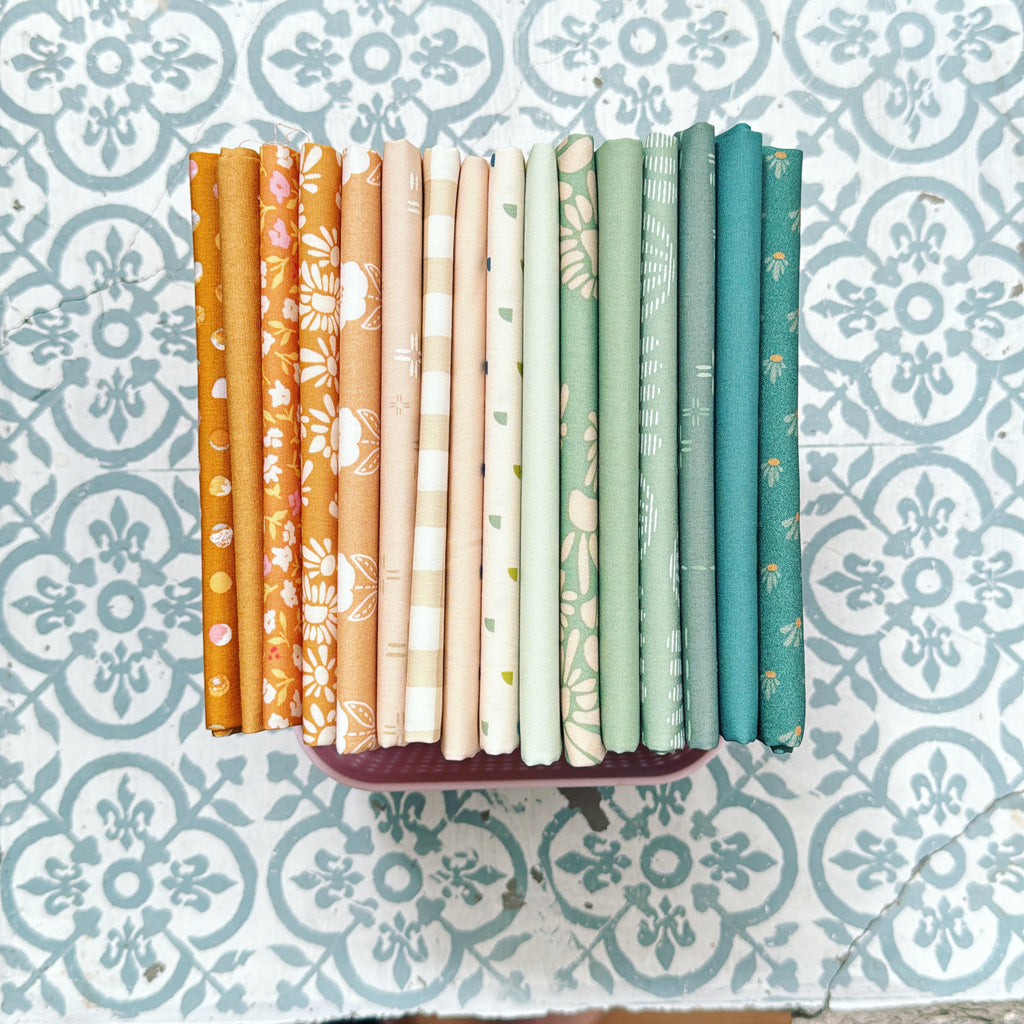{New Arrival} Art Gallery Fabrics Curated Bundle Fat Quarter Bundle x 16 Pieces Matcha