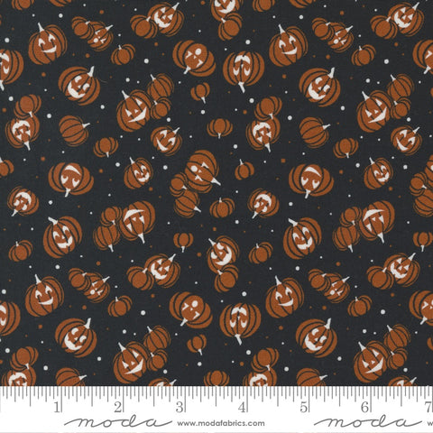{New Arrival} Moda Spellbound Bootiful Grins Cauldron