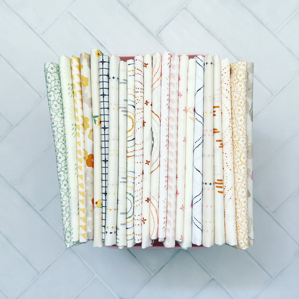 {New Arrival} Art Gallery Fabrics Mix the Volume Fat Quarter Bundle x 22 Fat Quarters