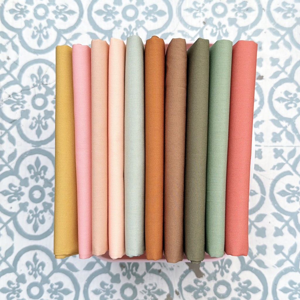 {New Arrival} Art Gallery Fabrics SOLIDS Fat Quarter Bundles x 10 Pieces Wild Forgotten