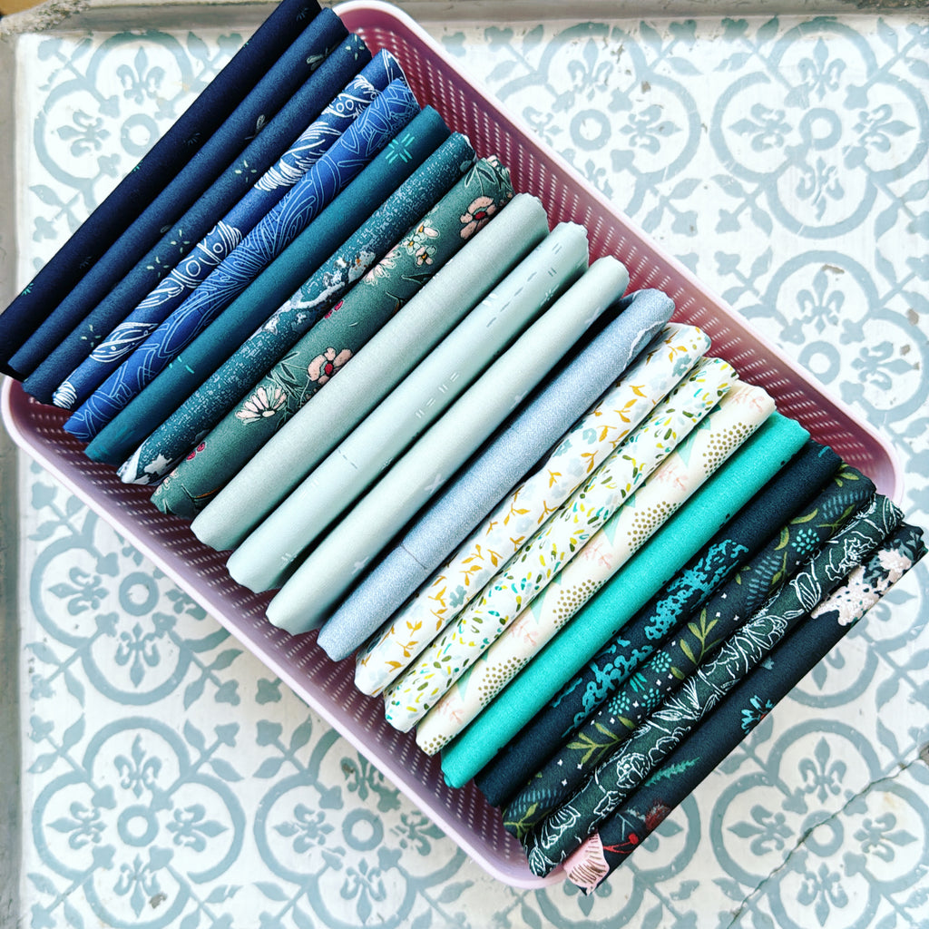 {New Arrival} Art Gallery Fabrics Curated Bundle Fat Quarter Bundles x 18 Pieces Anthesis