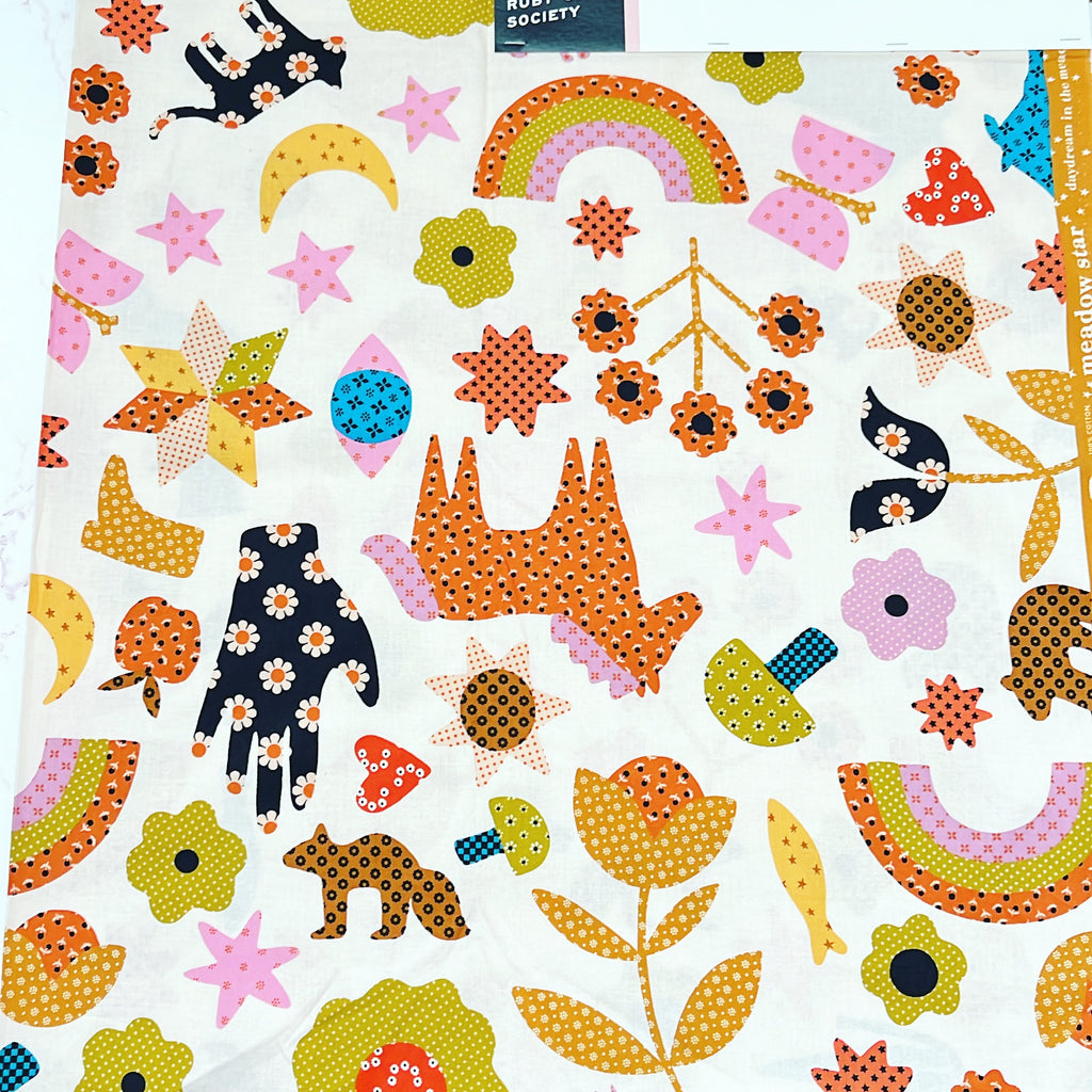 {New Arrival} Moda Ruby Star Society Meadow Star Applique Menagerie Daisy FAT QUARTER