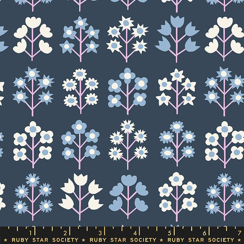 Moda Ruby Star Society Petunia Bouquet Smoke