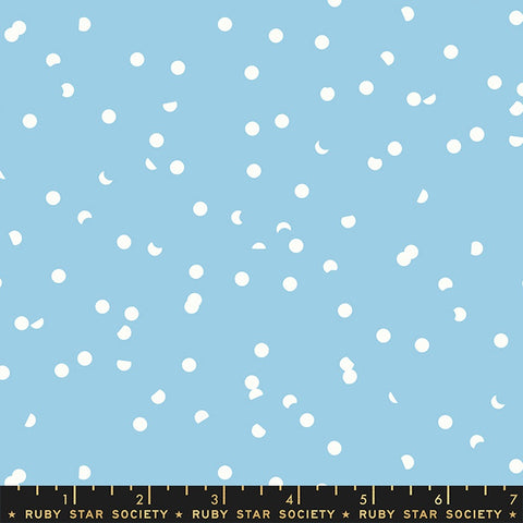 Moda Ruby Star Society Petunia Hole Punch Dot Hydrangea