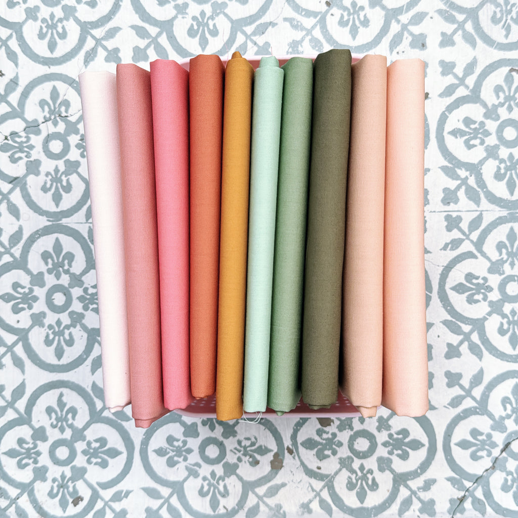 {New Arrival} Art Gallery Fabrics SOLIDS Fat Quarter Bundles x 10 Pieces The Open Road