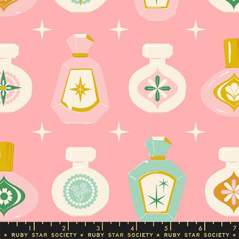Moda Ruby Star Society Curio Perfume Balmy FAT QUARTER