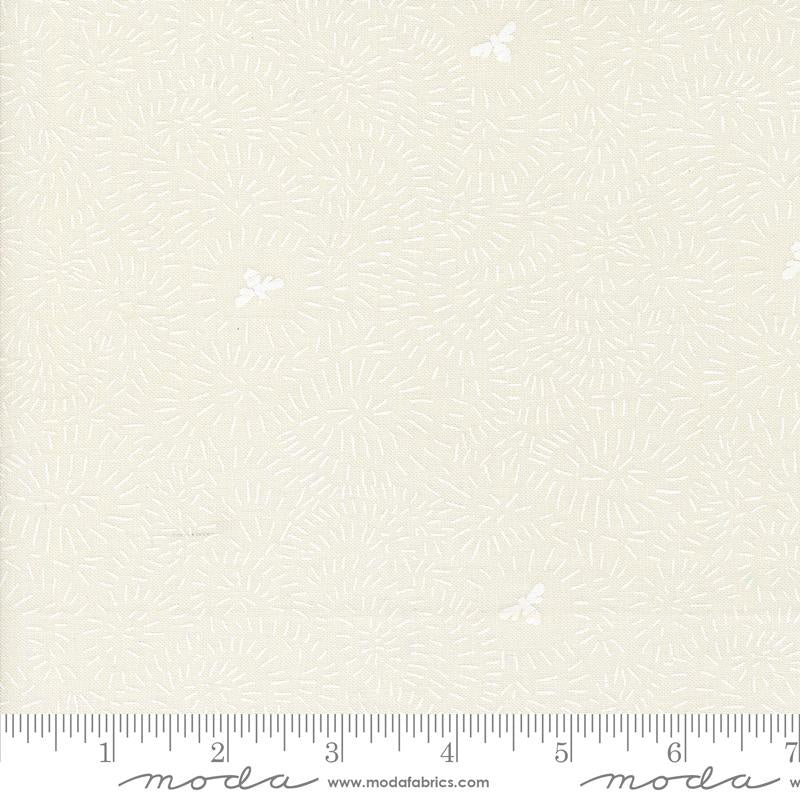 {New Arrival} Moda Gingiber Bee Garden Twists and Turns Porcelain White
