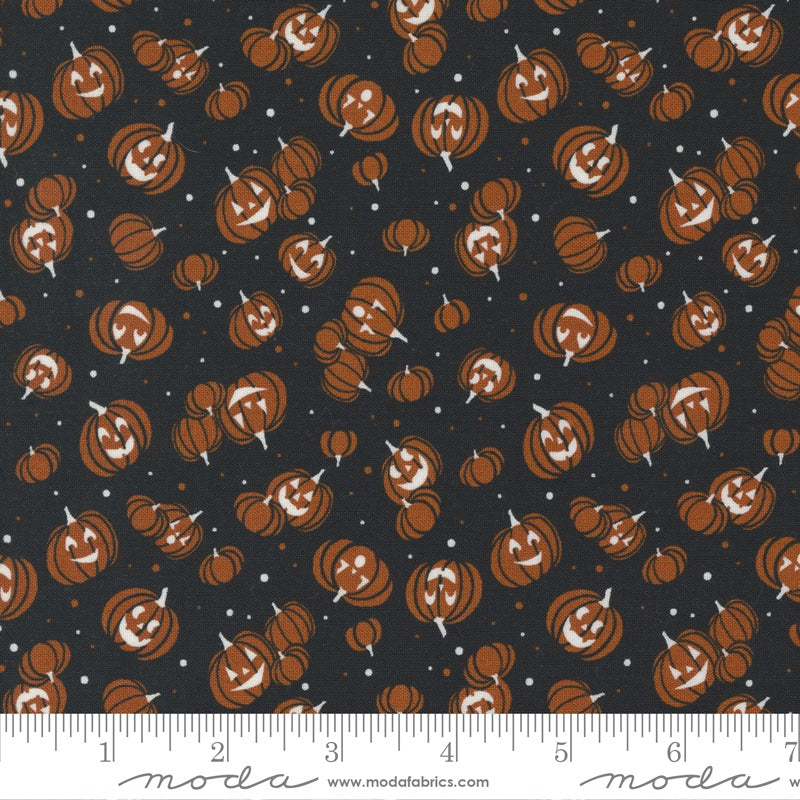 {New Arrival} Moda Spellbound Bootiful Grins Cauldron
