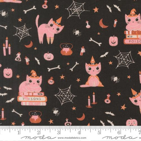 {New Arrival} Moda Fabrics Elena Amo Purrs & Boos Halloween Cats Black