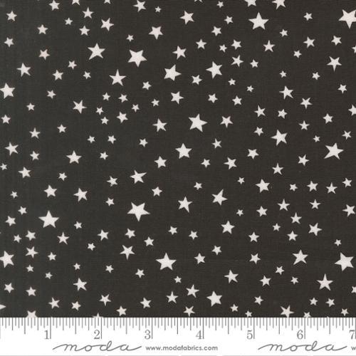{New Arrival} Moda Fabrics Elena Amo Purrs & Boos Stars Black