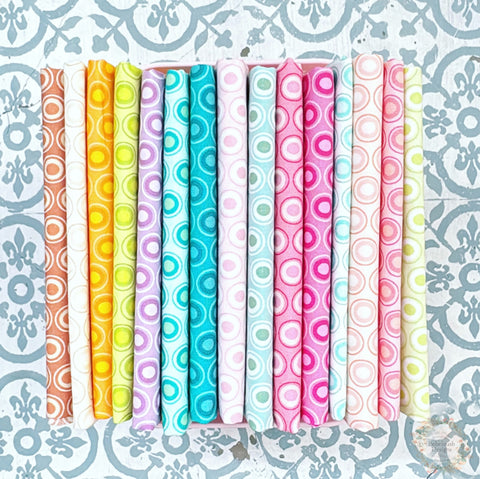{New Arrival} Art Gallery Oval Elements Fat Quarter Bundles x 15 Pieces