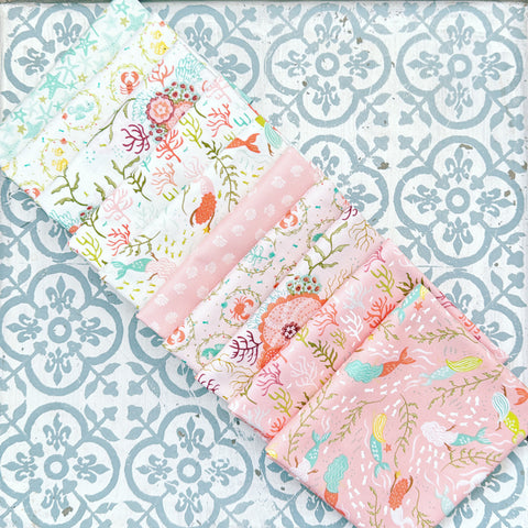 Moda Stacy Iest Hsu The Sea & Me Fat Quarter Bundle x 10 Fat Quarters Pink/White