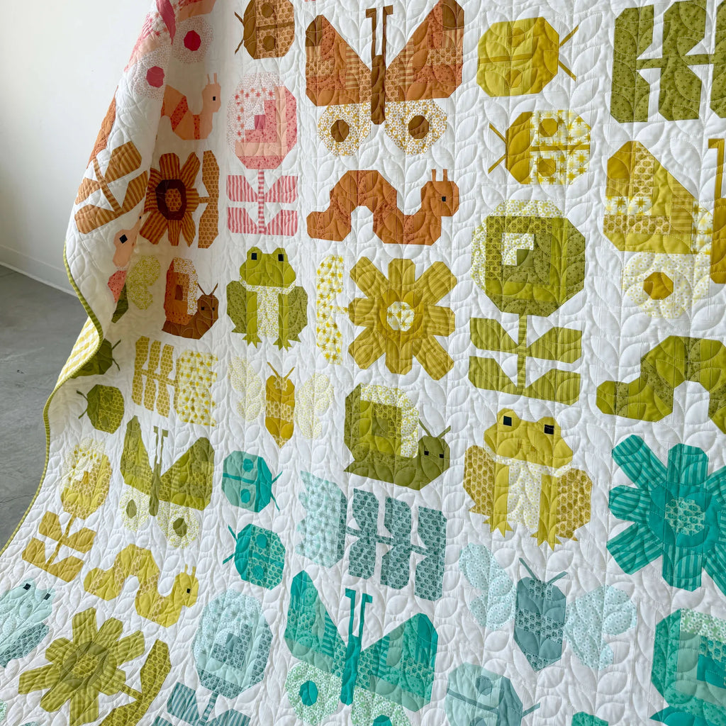 {Pre-Order December} Moda Elizabeth Hartman Paper Pattern Busy Backyard 2 Sizes