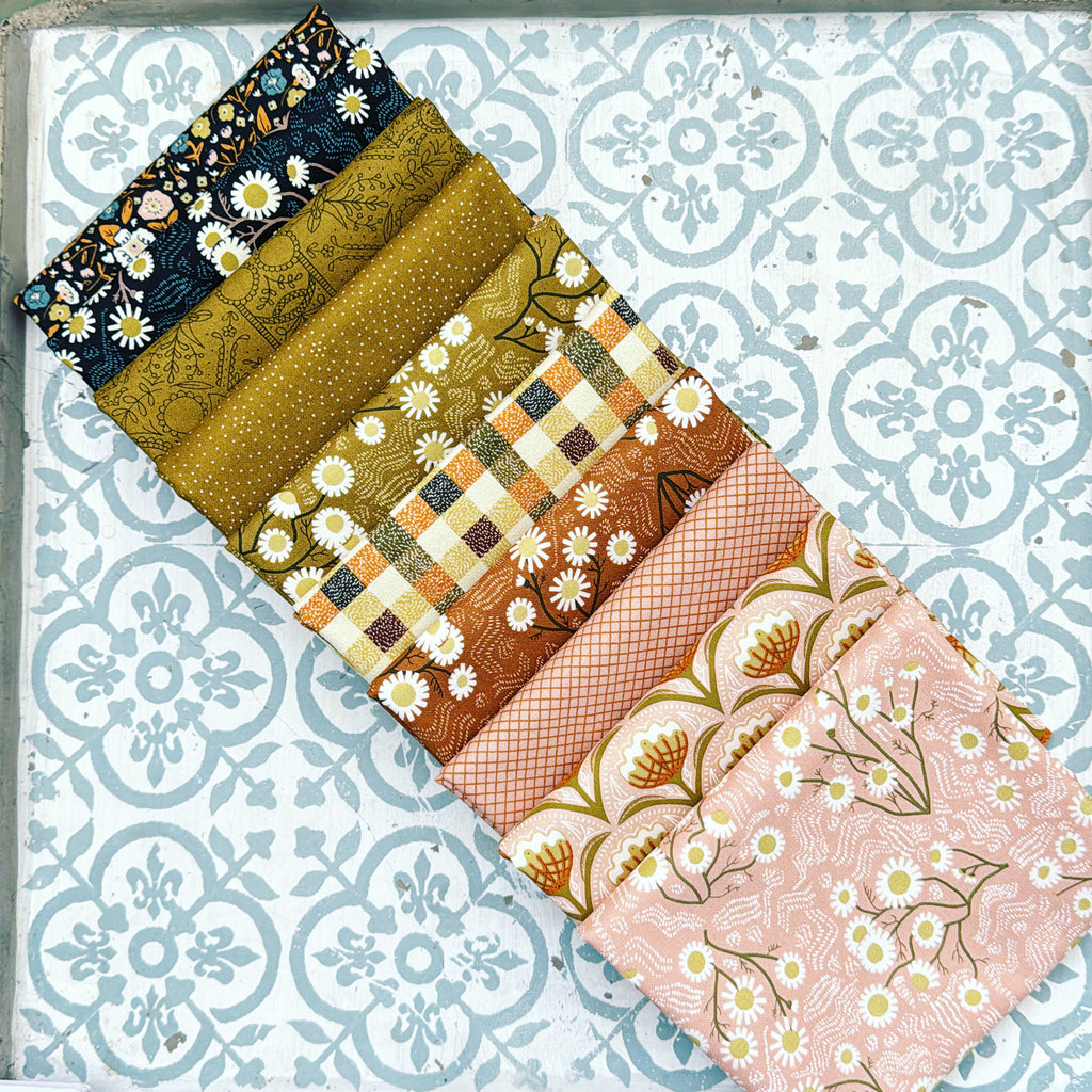 Moda Fabrics Gingiber Quaint Cottage Fat Quarter Bundle x 10 Fat Quarters Midnight