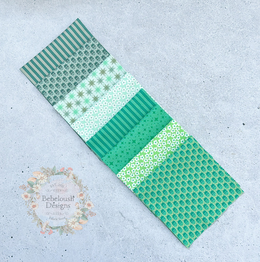 {Pre-Order November} Moda Elizabeth Hartman Popcorn Fat Quarter Bundle x 8 Pieces Mist