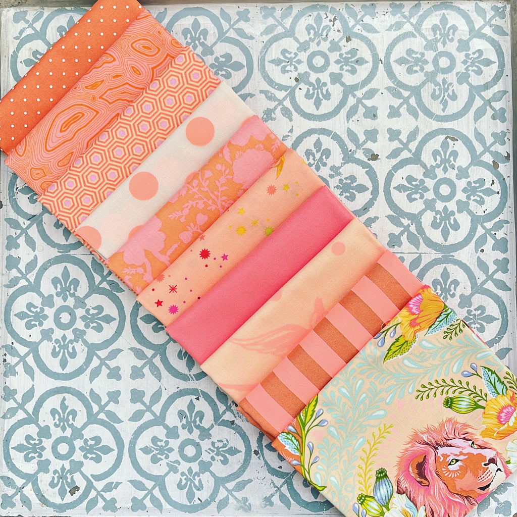 {New Arrival} Tula Pink Fat Quarter Bundle x 10 Mixed Line Lunar