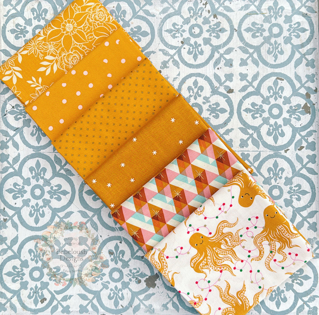 {New Arrival} Moda Ruby Star Society Sampler Curated Fat Quarter Bundle x 6 Christmas Gingerbread