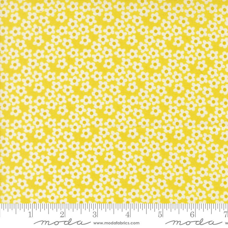 {Pre-Order November} Moda Fabrics Elizabeth Hartman Popcorn Ditsy Floral Flowers Chartreuse