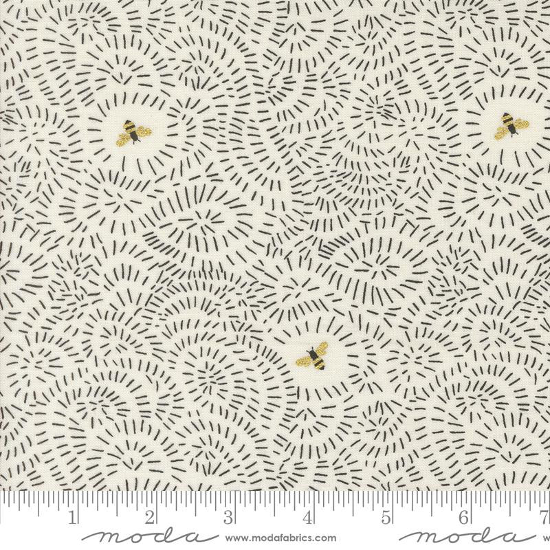 {New Arrival} Moda Gingiber Bee Garden Twists and Turns Porcelain Metallic