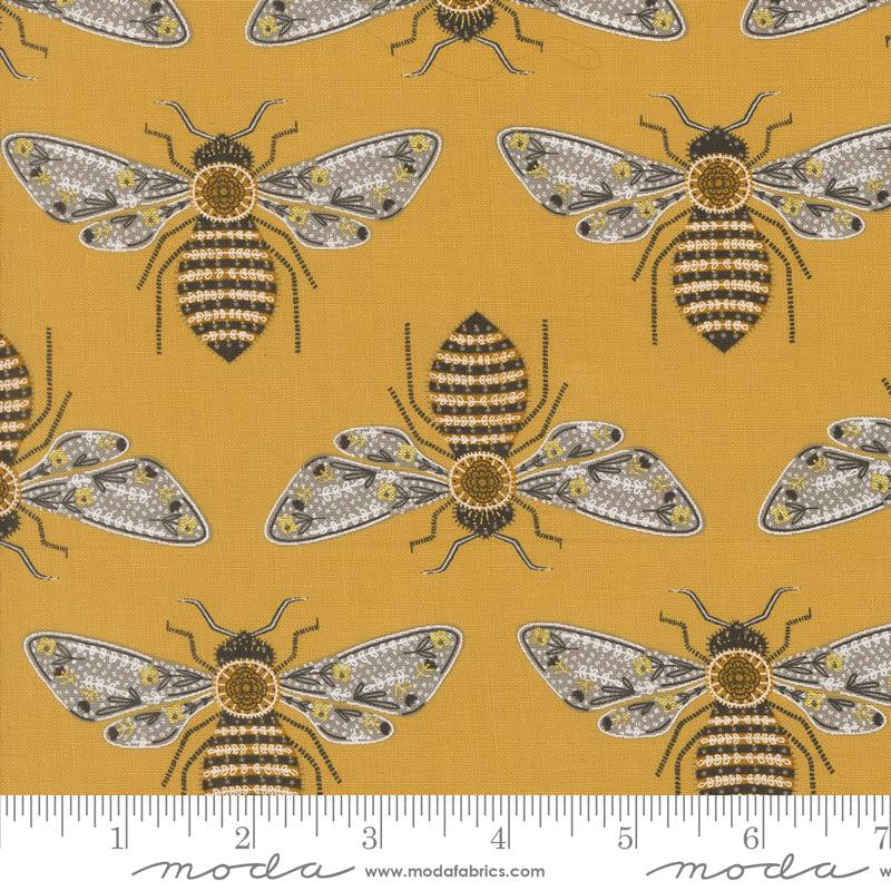 {New Arrival} Moda Gingiber Bee Garden Bumblebee Honey Metallic