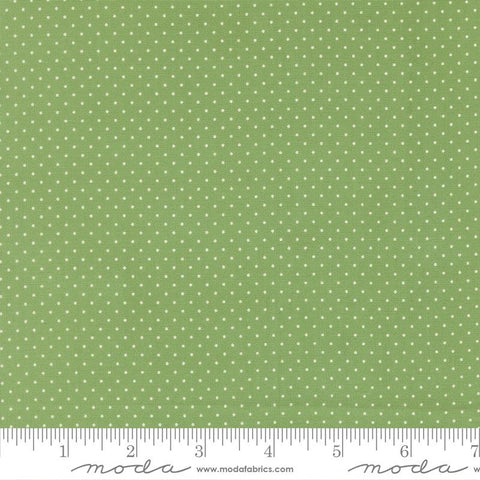 {New Arrival} Moda Fabrics Sweetfire Road Merrily on High Festive Dots Evergreen