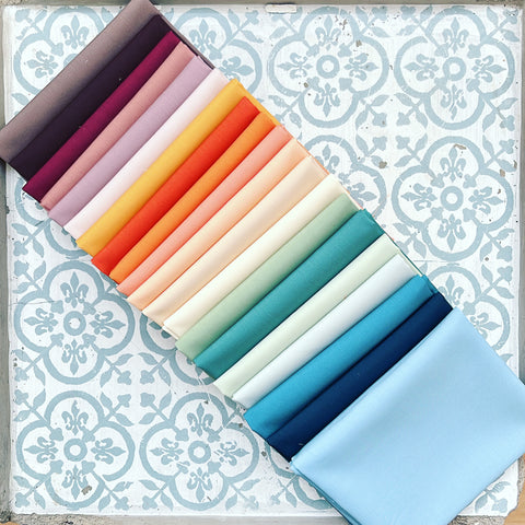 {New Arrival} Art Gallery Fabric New Signature Pure Solids 2023 Fat Quarter Bundles x 20 Pieces