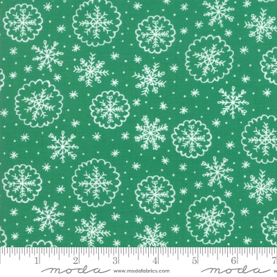 Moda Stacy Iest Hsu Deck the Halls Snowflakes Green