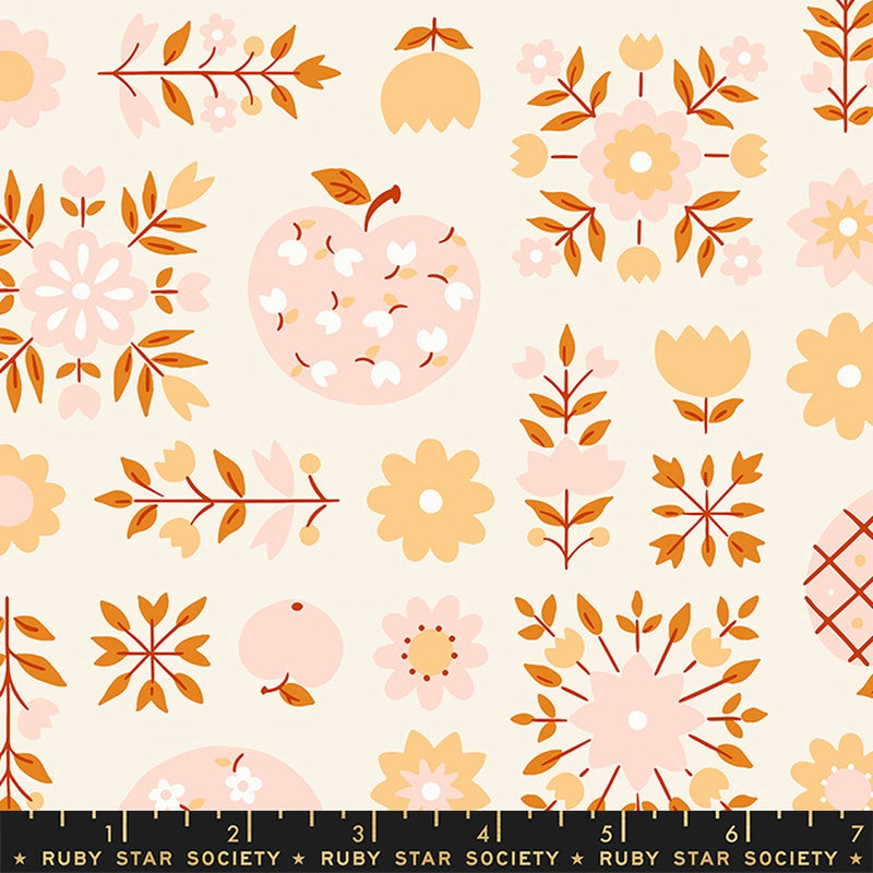 Moda Ruby Star Society Lil Calico Apples Cream Soda