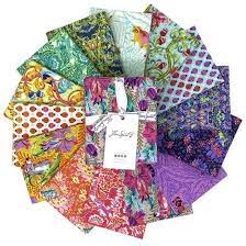 {New Arrival} Tula Pink Tiny Beasts Fat Quarter 14pcs/bundle Manufacturer Cut