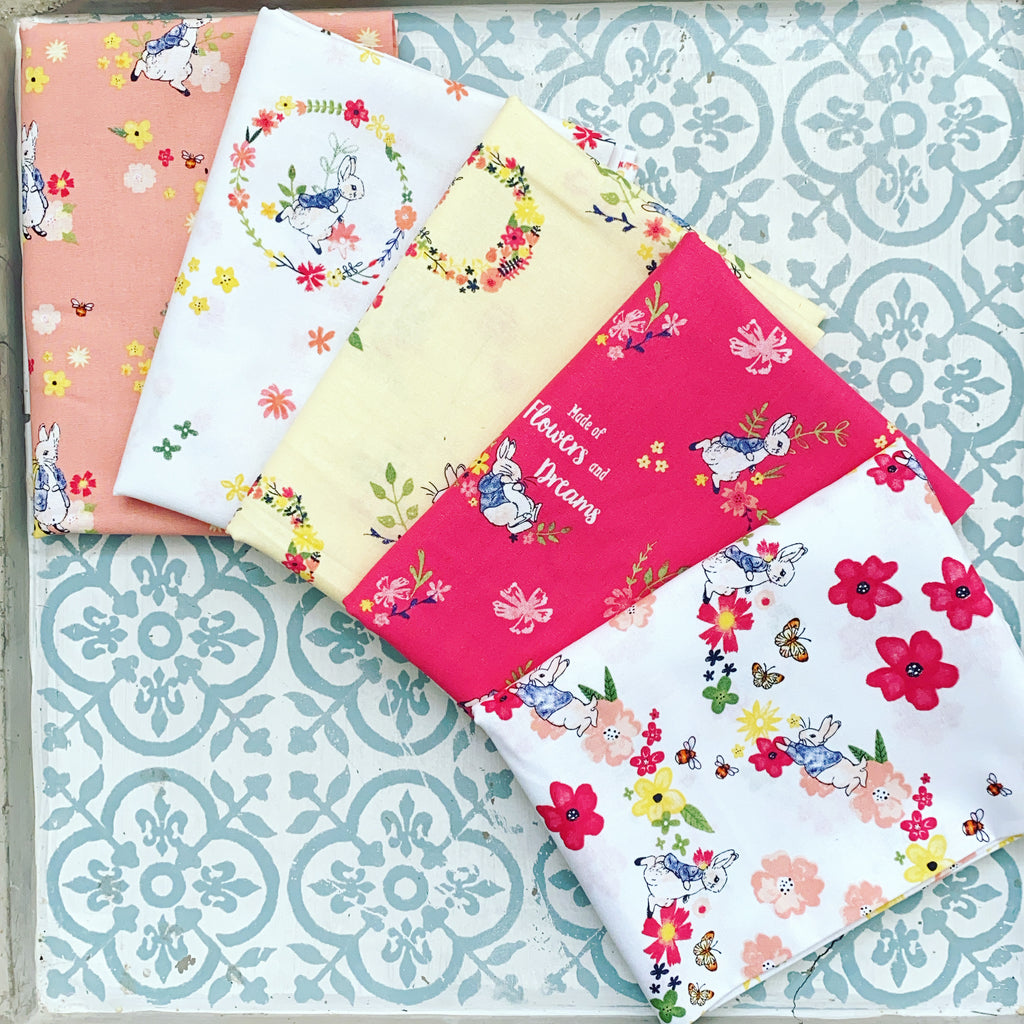 The Craft Cotton Co Peter Rabbit Flower & Dreams Fat Quarter Bundle x 5 FQ