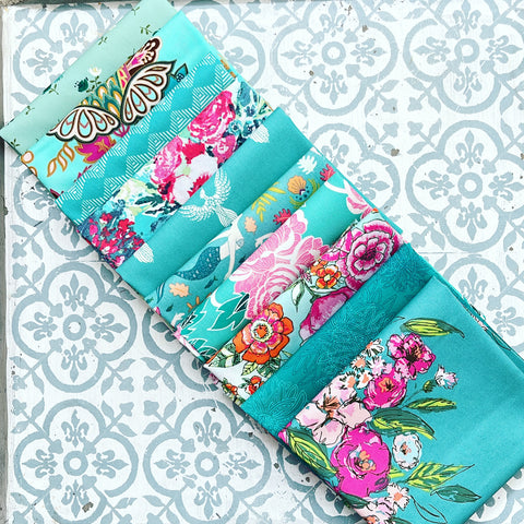 {New Arrival} Art Gallery Fabrics Curated Bundle Colour Series Fat Quarter Bundle x 10 Pieces Calling Aqua in Paradise