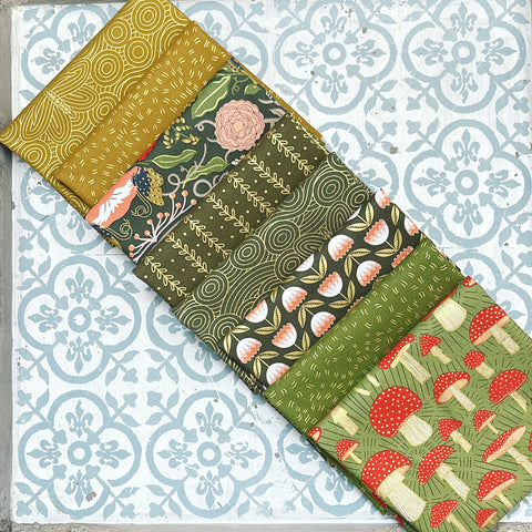 {New Arrival} Moda Gingiber Meadowmere Fat Quarter Bundle x 8 Pieces Forest