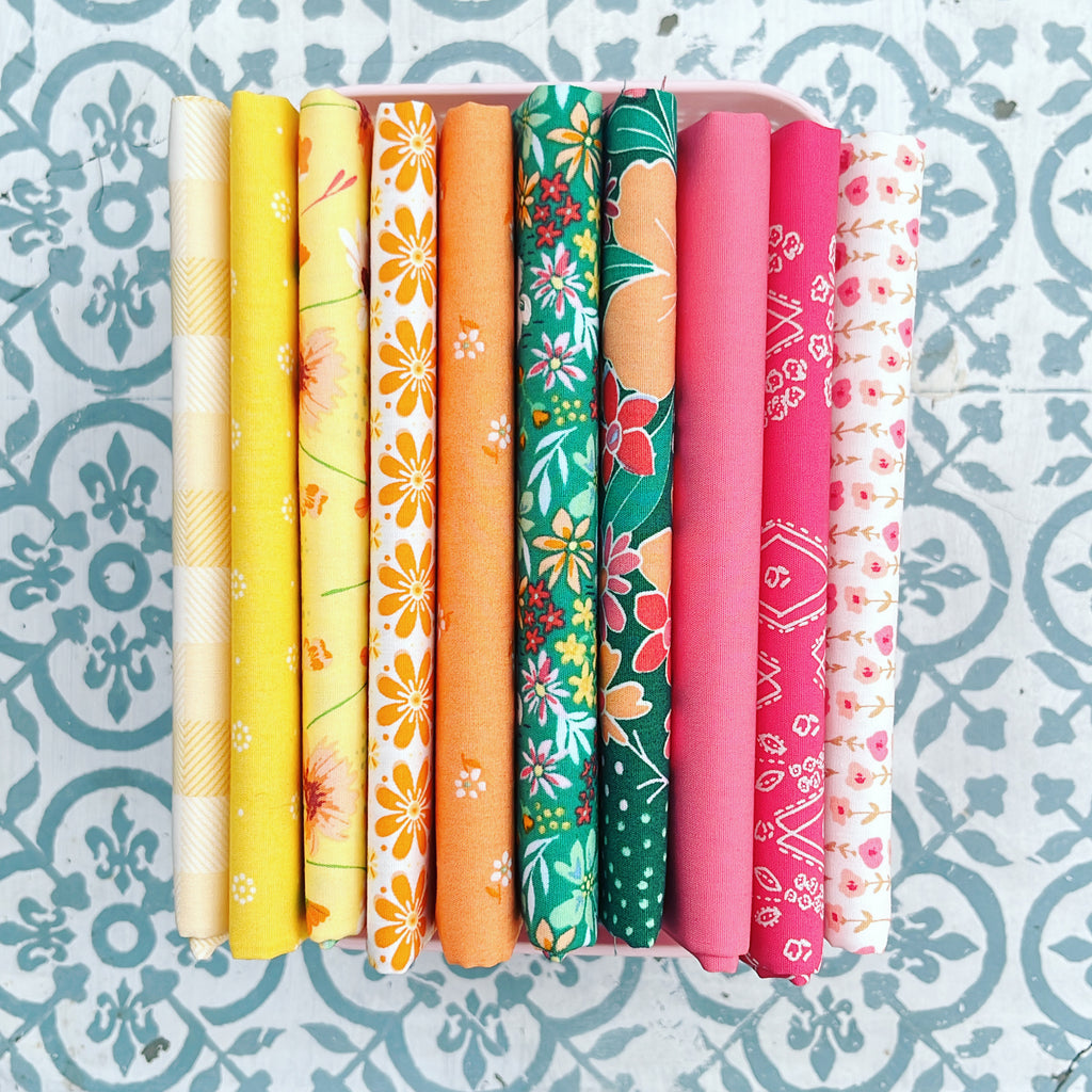 {New Arrival} Art Gallery Fabrics Curated Bundle Fat Quarter Bundle x 10 Pieces Daisy