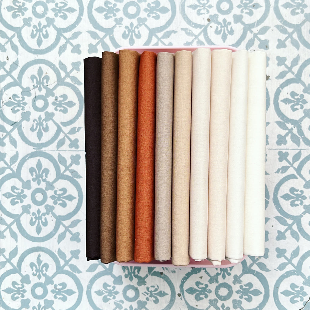 {New Arrival} Art Gallery Fabrics Colour Series SOLIDS Fat Quarter Bundles x 10 Pieces Latte